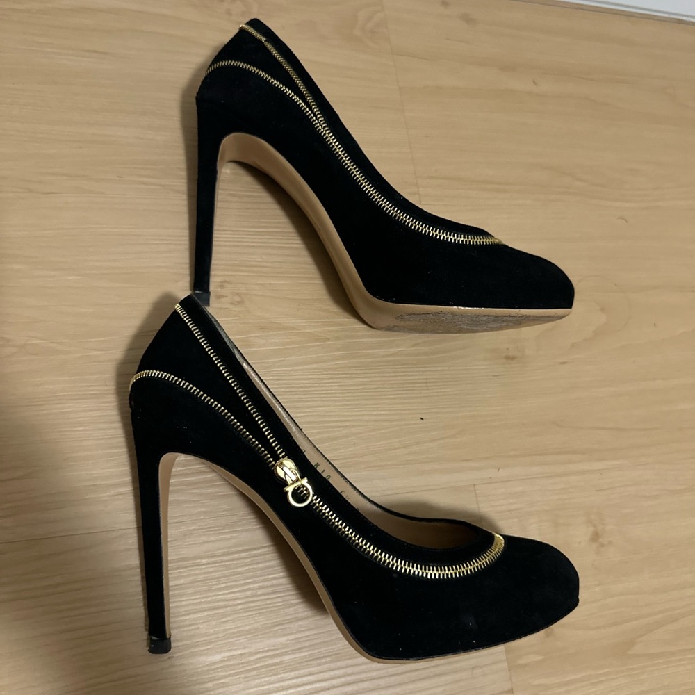 SALVATORE FERRAGAMO Black Suede Zip Platform Heels Made in Italy  size US6,5 - Picture 5 of 11